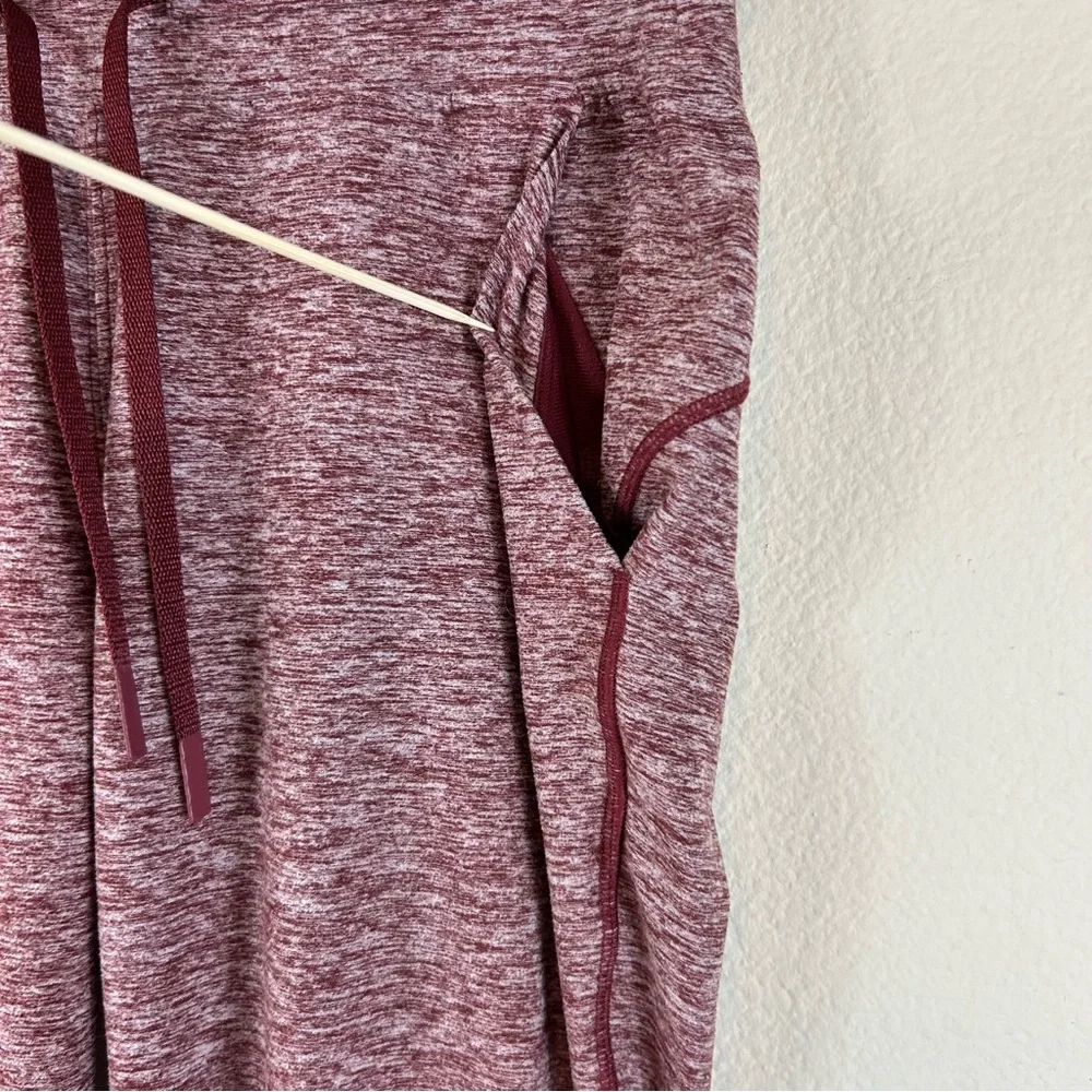 Lululemon Red Scuba Joggers, Sz 6 - Picture 4 of 12